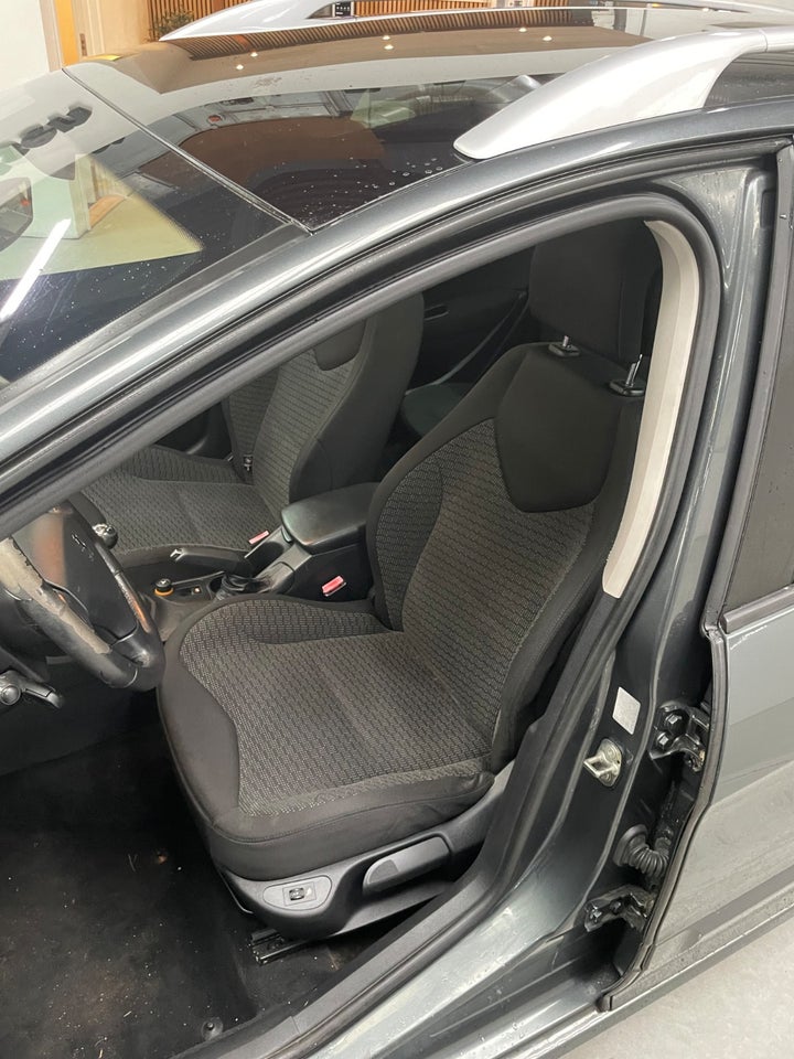 Peugeot 308 2,0 HDi 136 Premium SW 7prs 5d