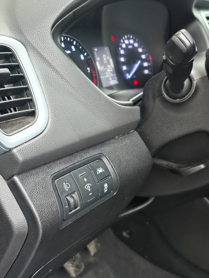 Hyundai i20 1,25 Premium 5d