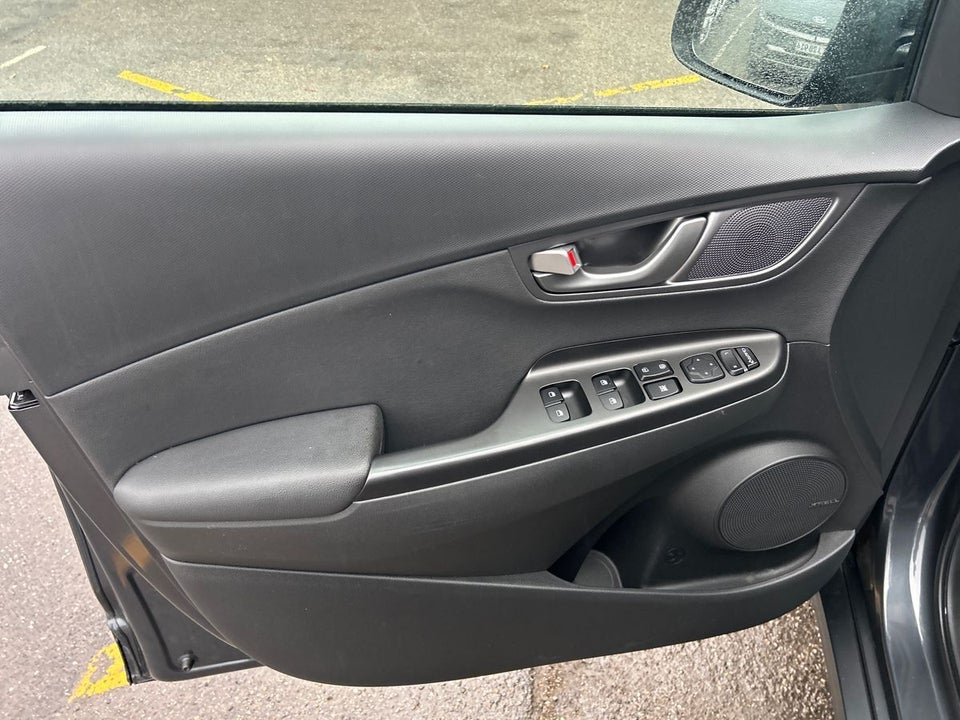 Hyundai Kona 64 EV Premium 5d