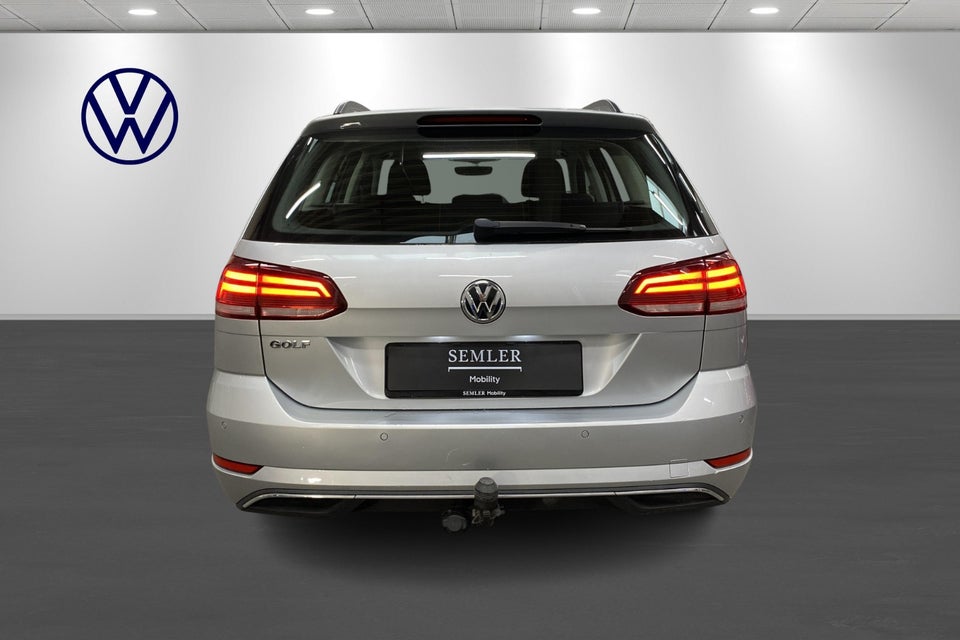 VW Golf VII 1,5 TSi 150 Comfortline Connect Variant DSG 5d