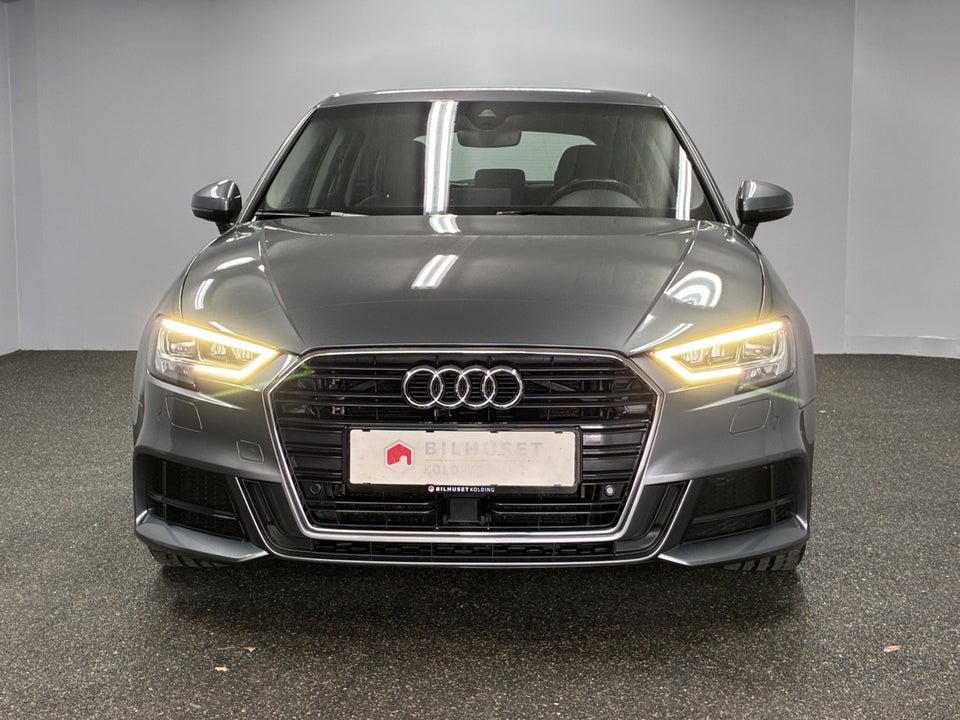 Audi A3 40 TFSi Sport Limited Sportback S-tr. 5d