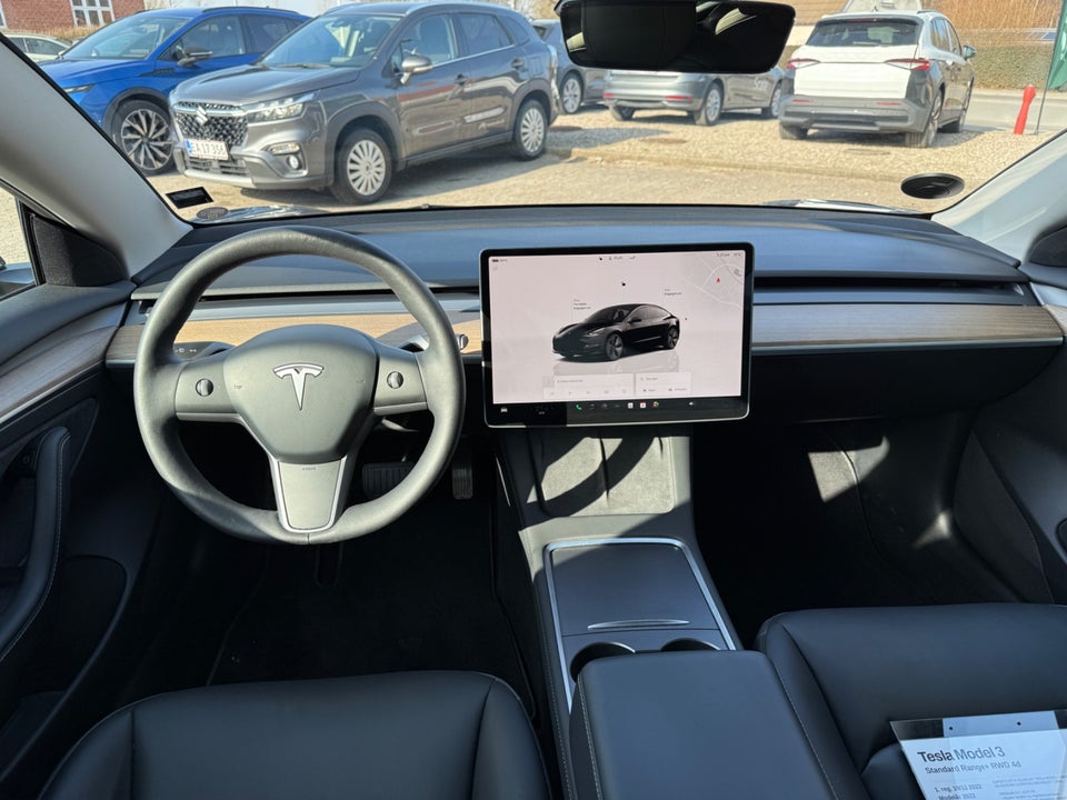 Tesla Model 3 Standard Range+ RWD 4d