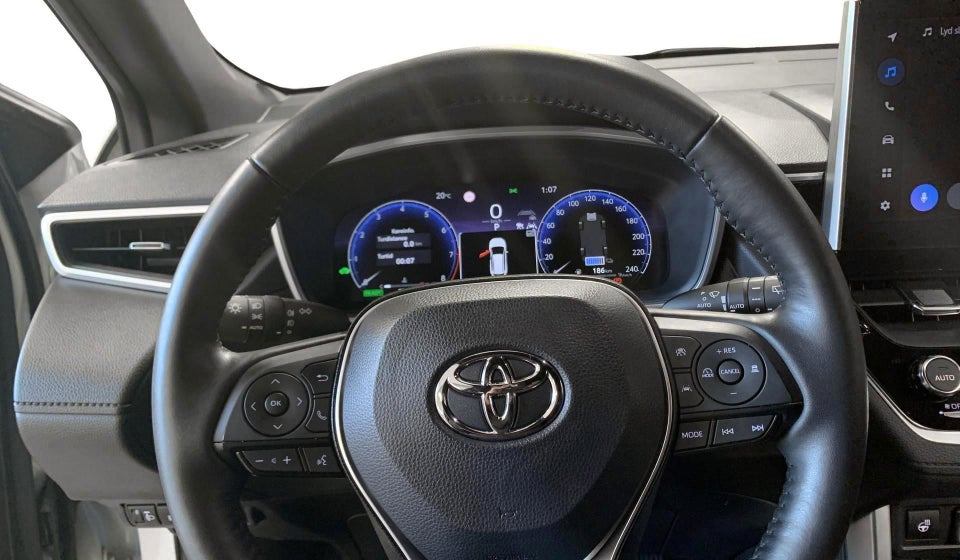 Toyota Corolla Cross 2,0 Hybrid Style Comfort CVT 5d