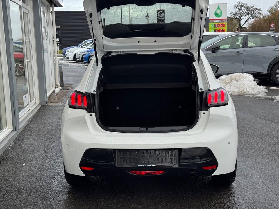 Peugeot 208 1,2 PureTech 100 Evolution EAT8 5d