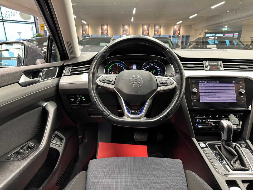 VW Passat 1,4 GTE Variant DSG 5d