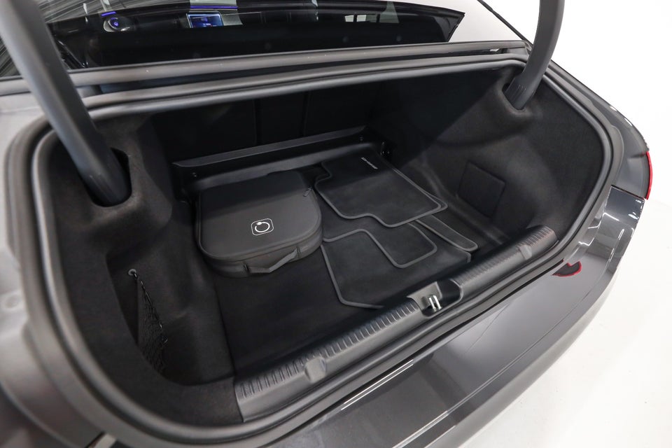 Mercedes EQE350+ AMG Line 4d