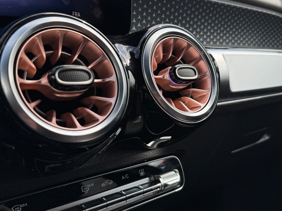 Mercedes EQB300 Electric Art 4Matic 5d