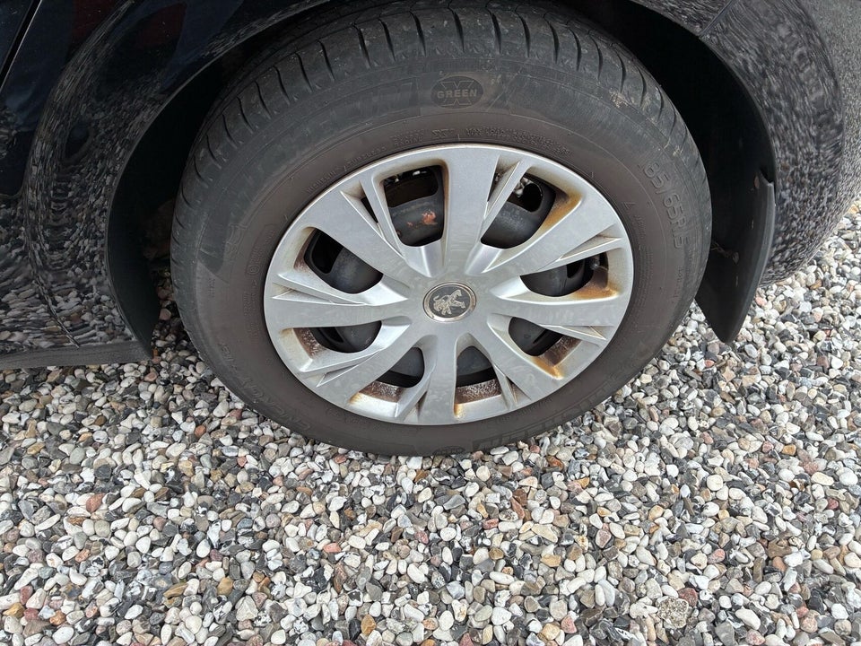 Peugeot 208 1,6 BlueHDi 100 Envy 5d