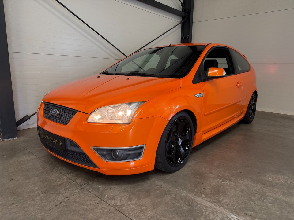 Ford Focus 2,5 ST 3d