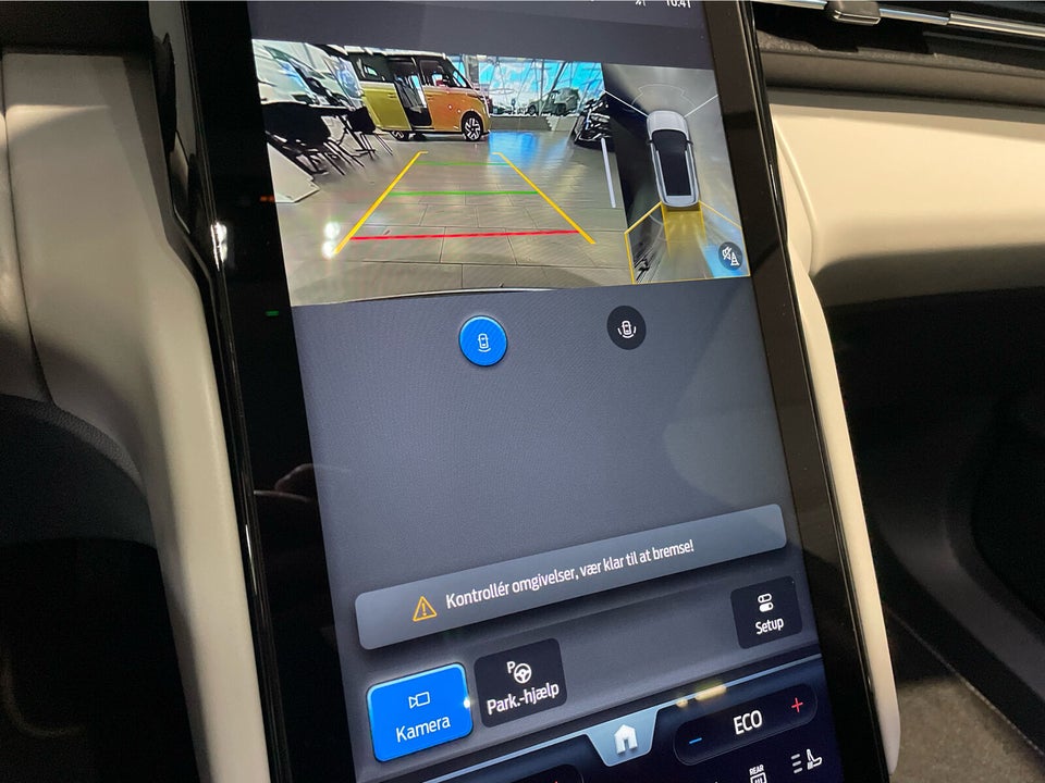 Ford Explorer 82 Premium Extended Range 5d