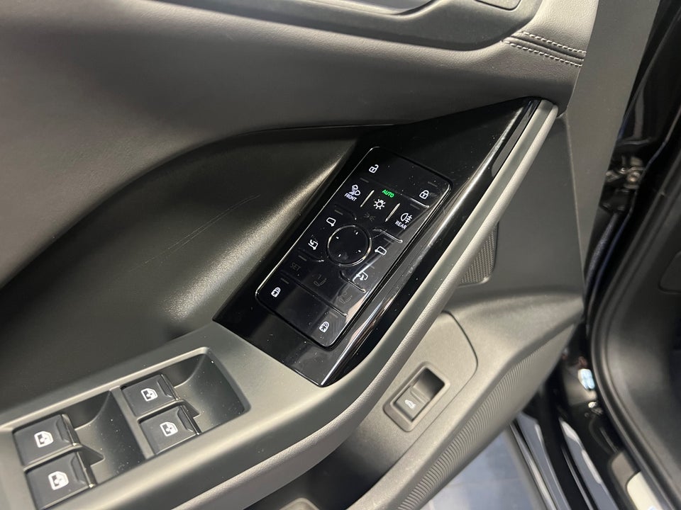 Audi Q6 e-tron Progress 5d