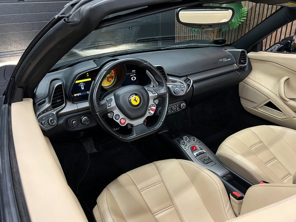 Ferrari 458 4,5 Spider DCT 2d