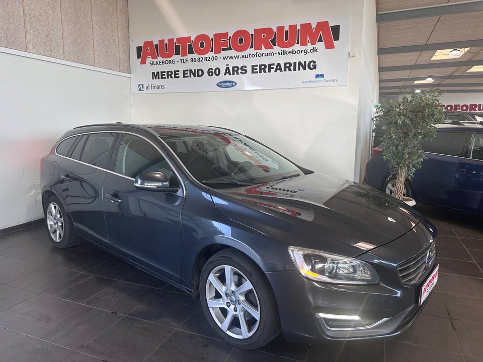 Volvo V60 2,0 D3 136 Momentum 5d