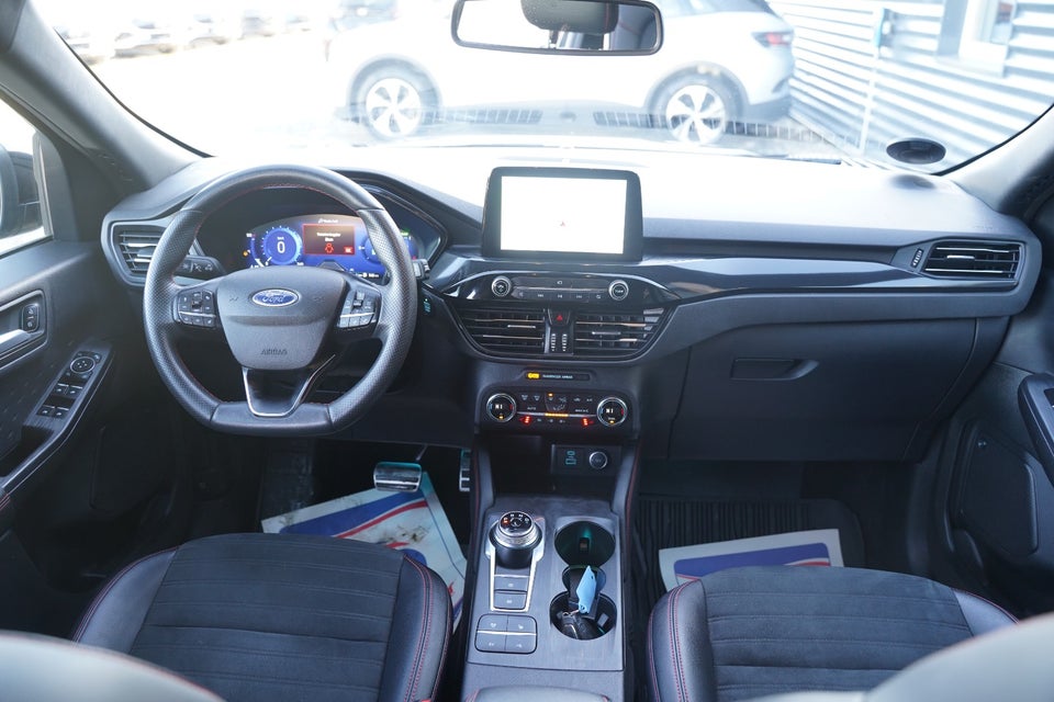 Ford Kuga 2,5 PHEV ST-Line X CVT 5d