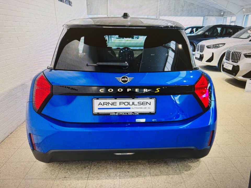 MINI Cooper SE Favoured Trim XL 3d
