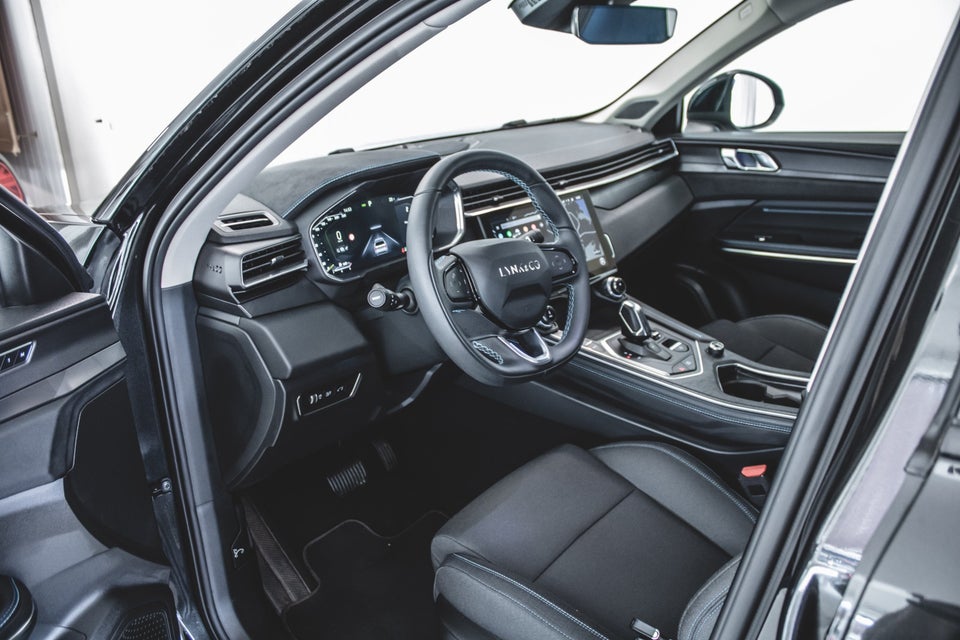 Lynk & Co 01 1,5 PHEV 5d