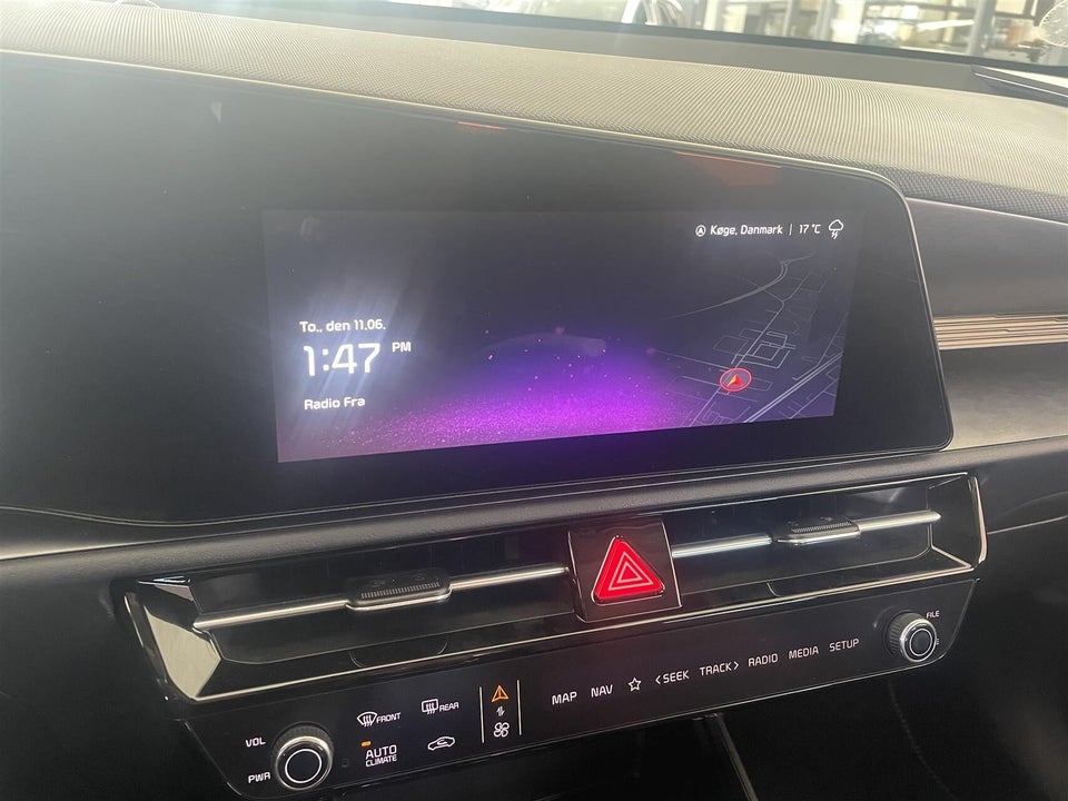 Kia Niro 64 EV Access Plus 5d