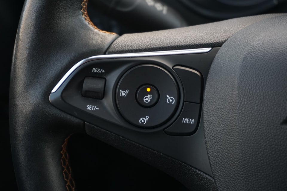 Opel Crossland X 1,2 T 110 Sport 5d