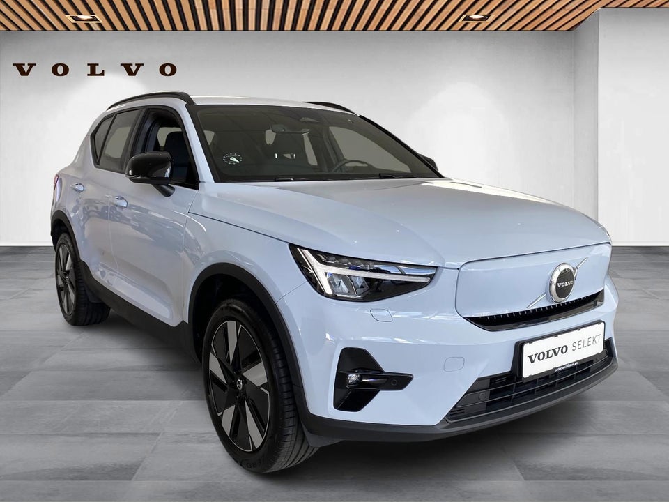 Volvo EX40 Extended Range Plus 5d