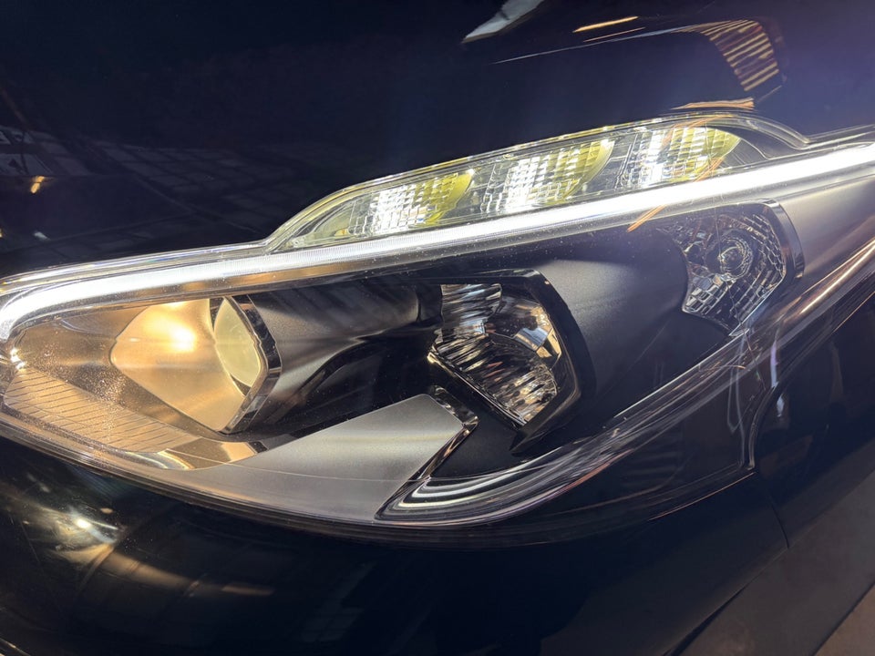 Peugeot 208 1,6 BlueHDi 100 Allure 5d