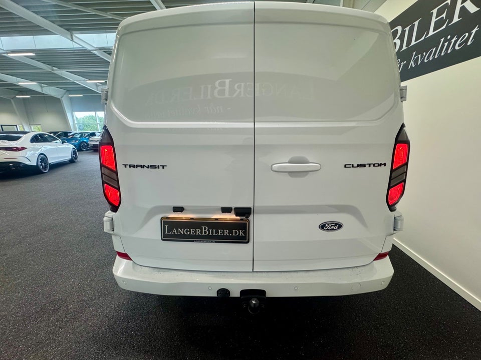 Ford Transit Custom 320 L2 2,0 EcoBlue Limited aut.