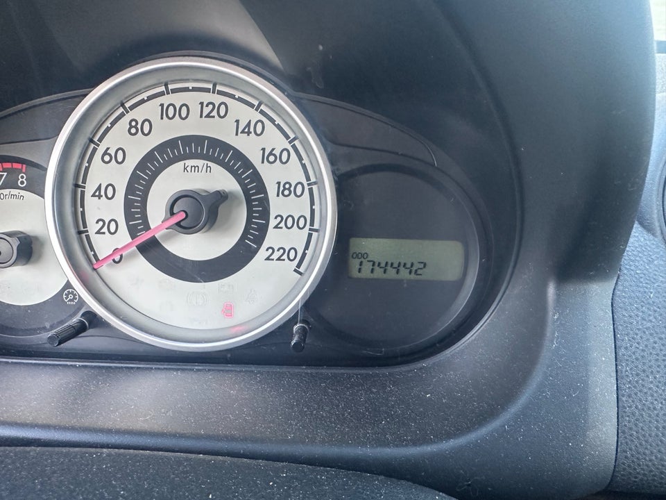 Mazda 2 1,3 Advance 5d