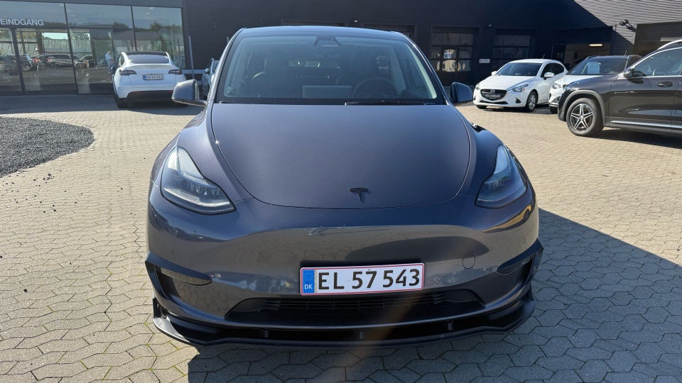 Tesla Model Y Long Range AWD 5d