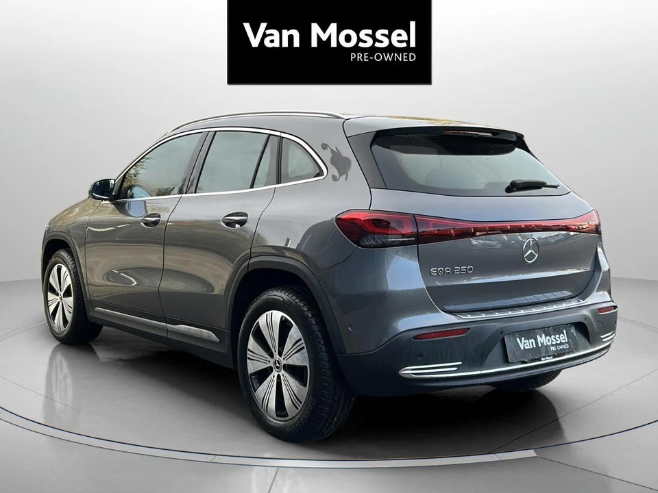 Mercedes EQA250 Progressive 5d