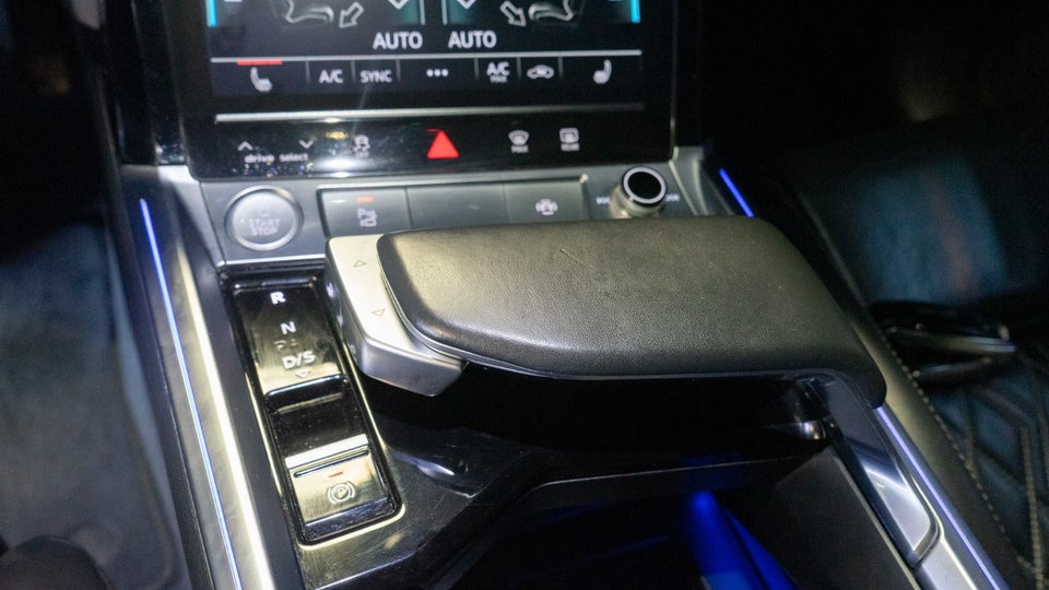 Audi e-tron 55 S-line Sportback quattro 5d