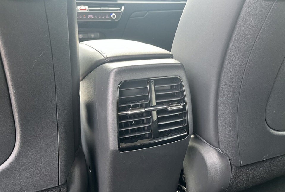 Kia Niro 64 EV Access Plus 5d