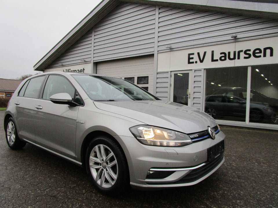 VW Golf VII 1,5 TSi 130 Comfortline DSG 5d