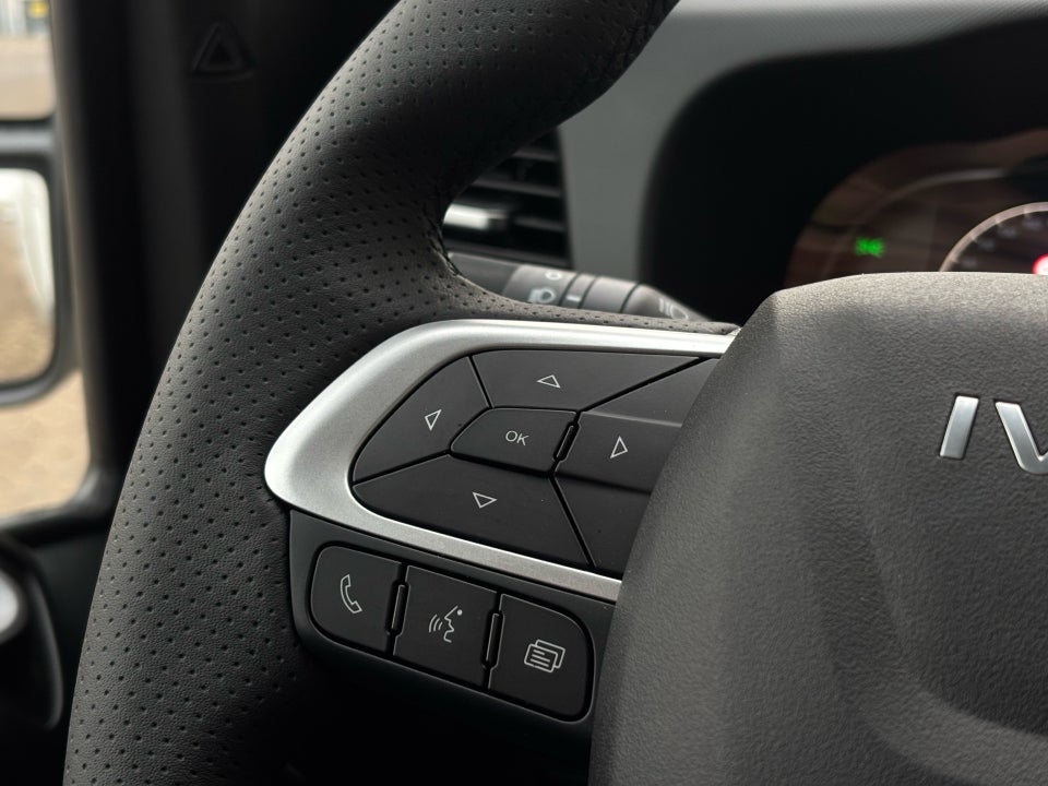 Iveco Daily 3,0 35S18 4100mm Alukasse m/lift AG8