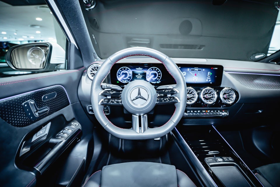 Mercedes EQA250+ AMG Premium 5d