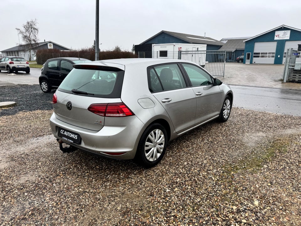 VW Golf VII 1,4 TSi 122 Comfortline BMT 5d