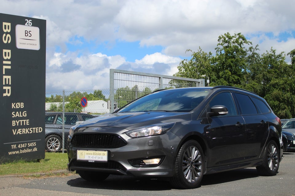 Ford Focus 1,5 SCTi 150 ST-Line stc. 5d