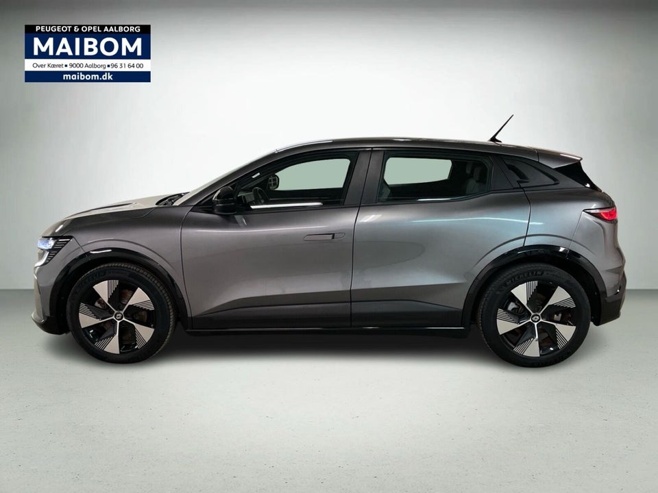 Renault Megane E-Tech 40 Equilibre 5d