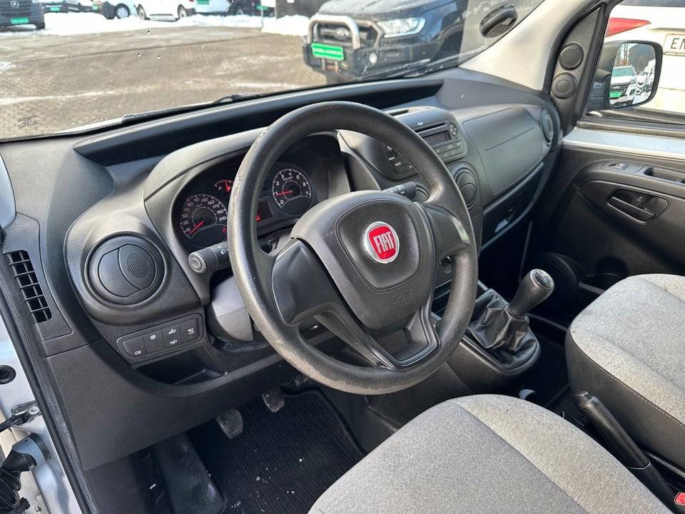 Fiat Fiorino 1,3 MJT 95 Adventure Van 5d