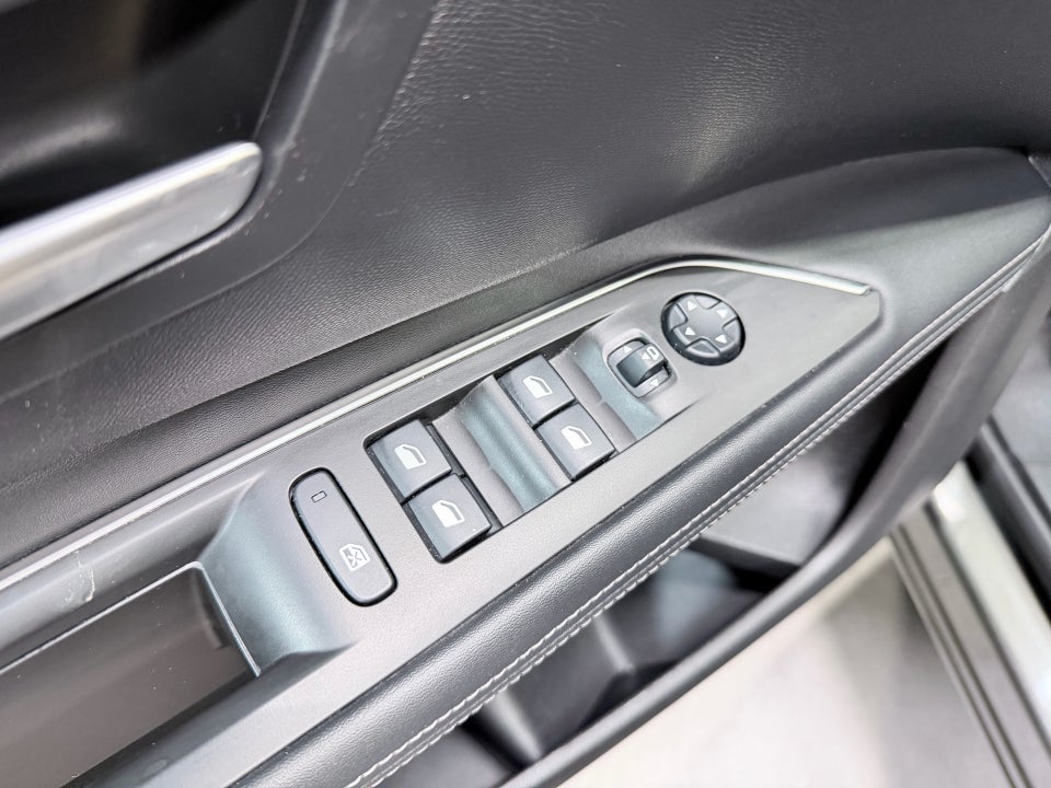 Peugeot 3008 1,5 BlueHDi 130 Allure Limited 5d