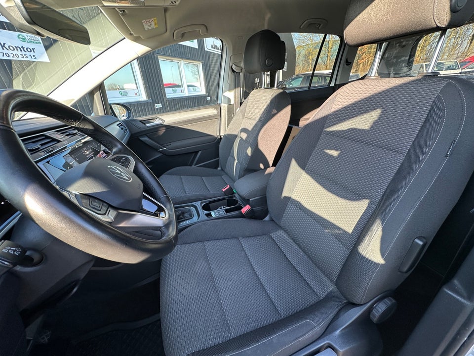 VW Touran 2,0 TDi 150 Comfortline DSG Van 5d