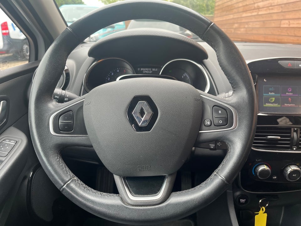 Renault Clio IV 1,5 dCi 90 Zen Sport Tourer 5d