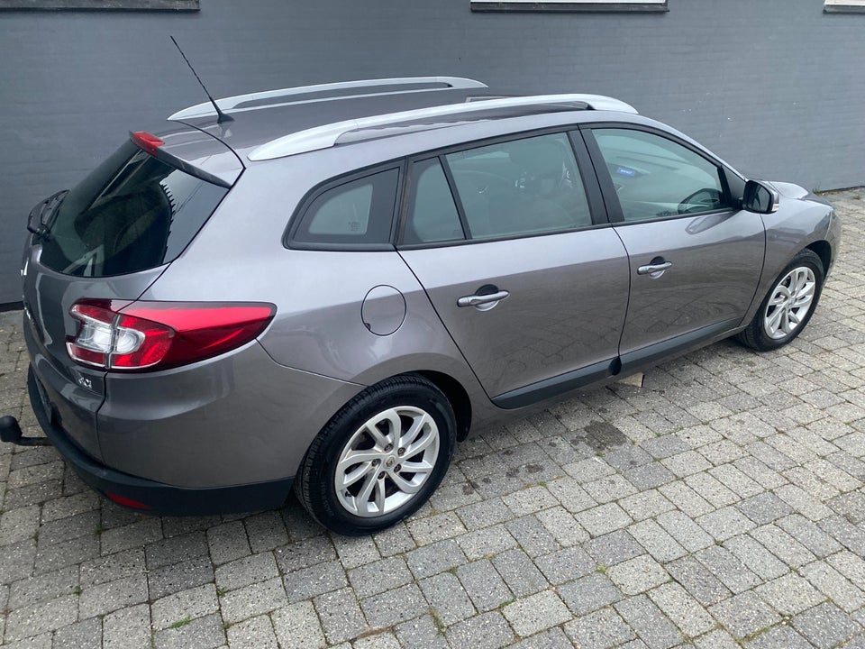 Renault Megane III 1,5 dCi 110 Dynamique Sport Tourer aut. 5d