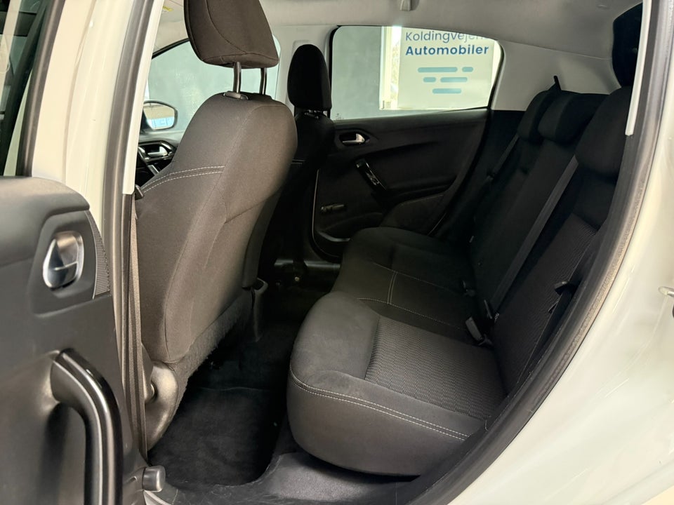 Peugeot 208 1,6 BlueHDi 75 Active 5d