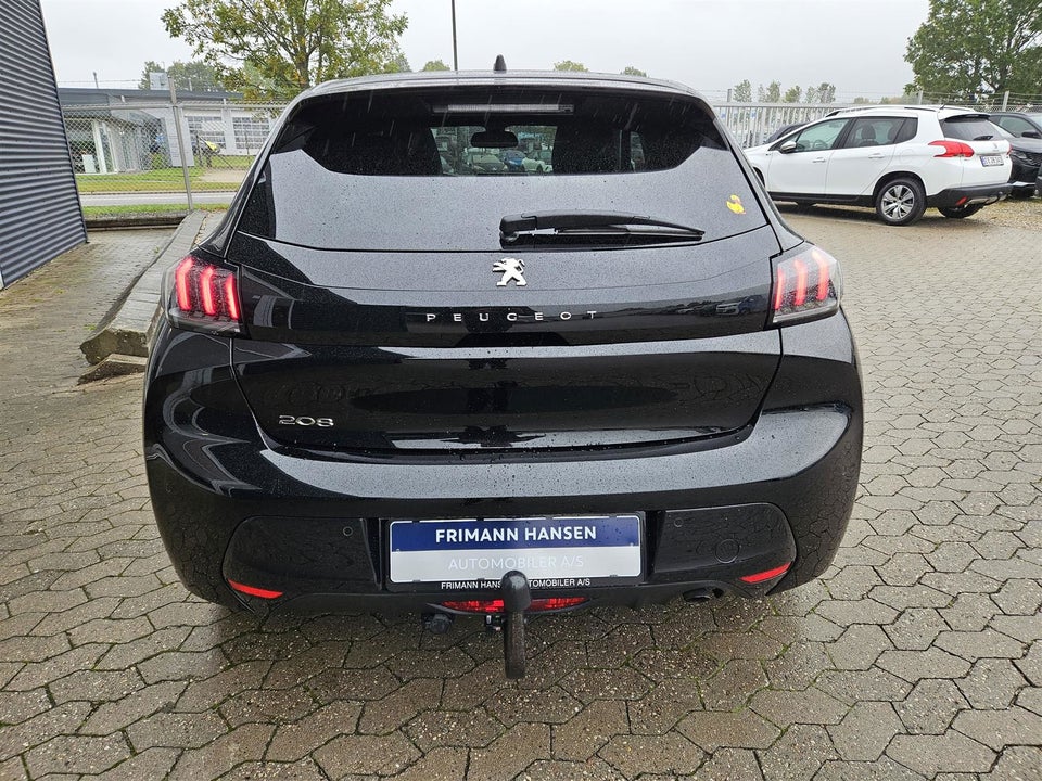 Peugeot 208 1,2 PureTech 100 Allure Sky 5d