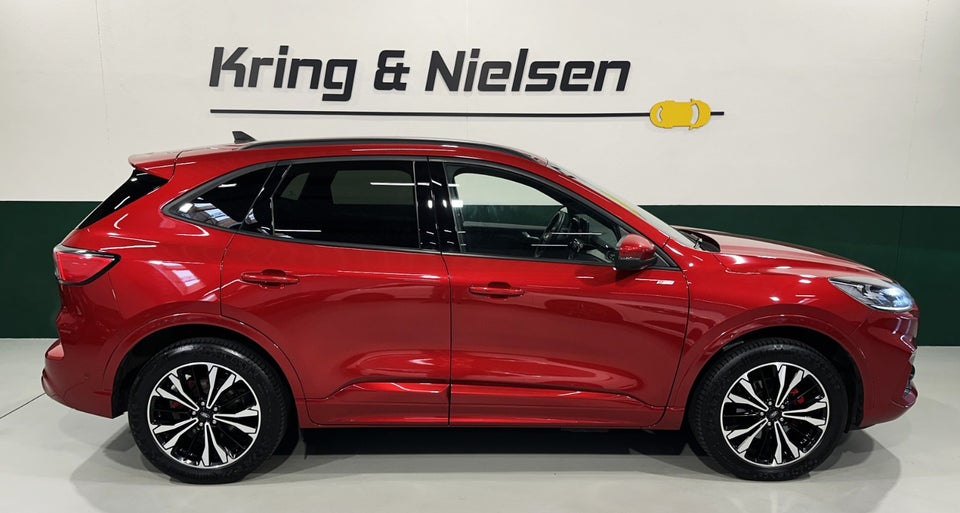 Ford Kuga 2,5 PHEV ST-Line X CVT 5d