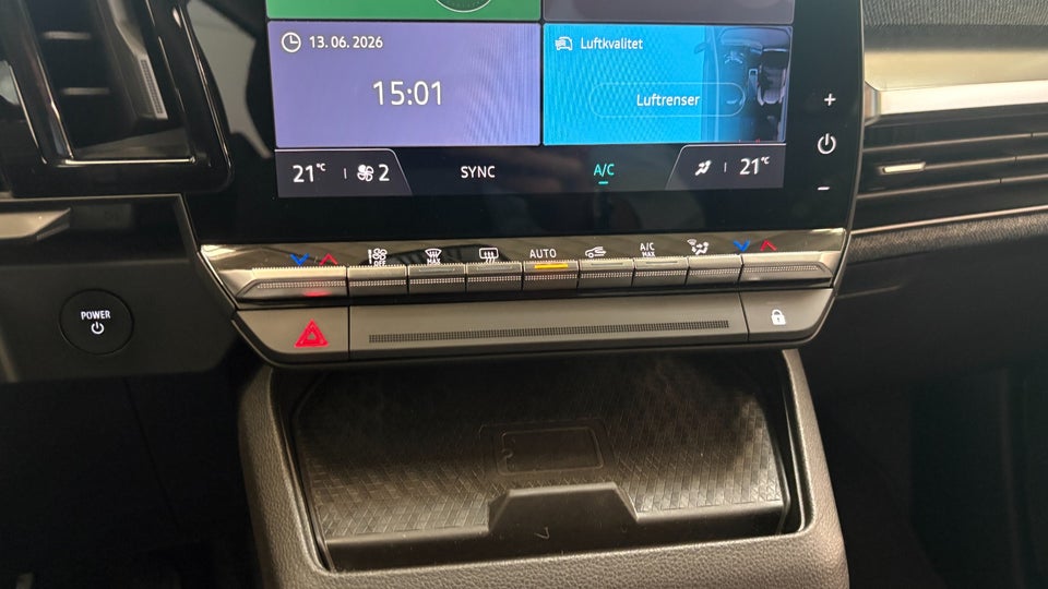 Renault Megane E-Tech 40 Equilibre 5d