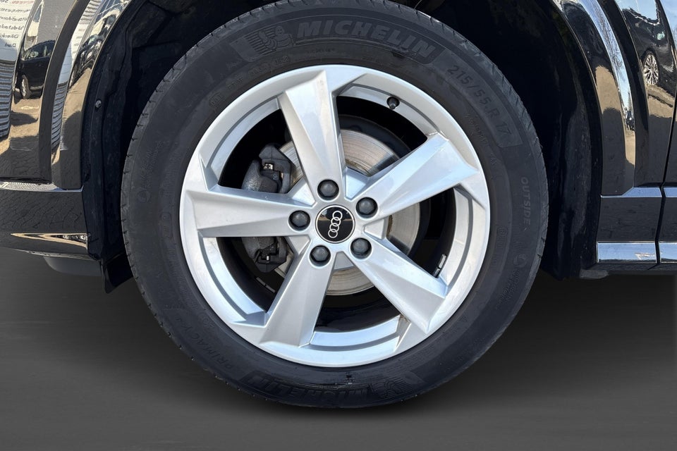 Audi Q2 35 TFSi S-line S-tr. 5d