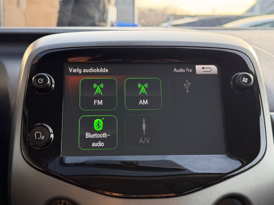 Toyota Aygo 1,0 VVT-i x-pression 5d