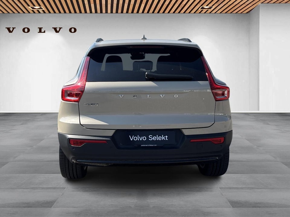 Volvo EX40 Extended Range Core 5d