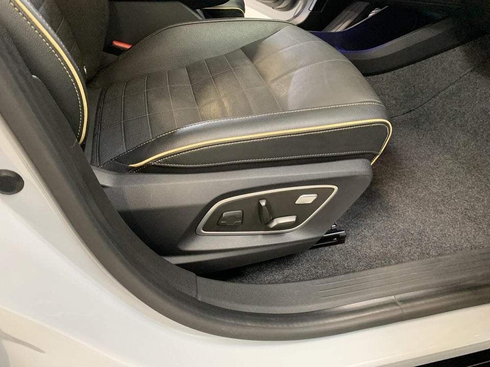 Renault Megane E-Tech 60 Iconic 5d