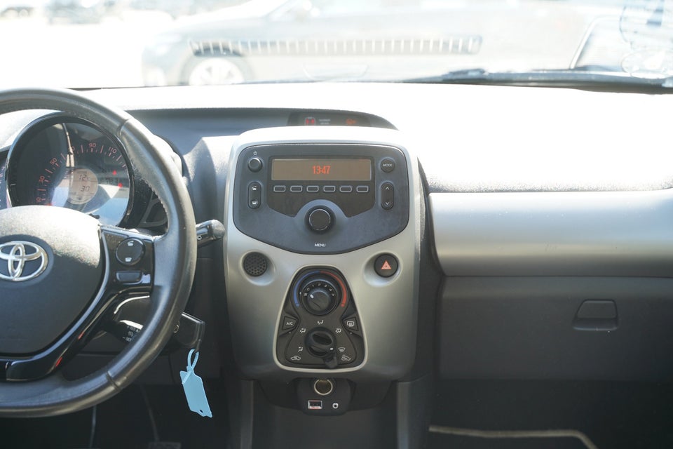 Toyota Aygo 1,0 VVT-i x-cite 5d